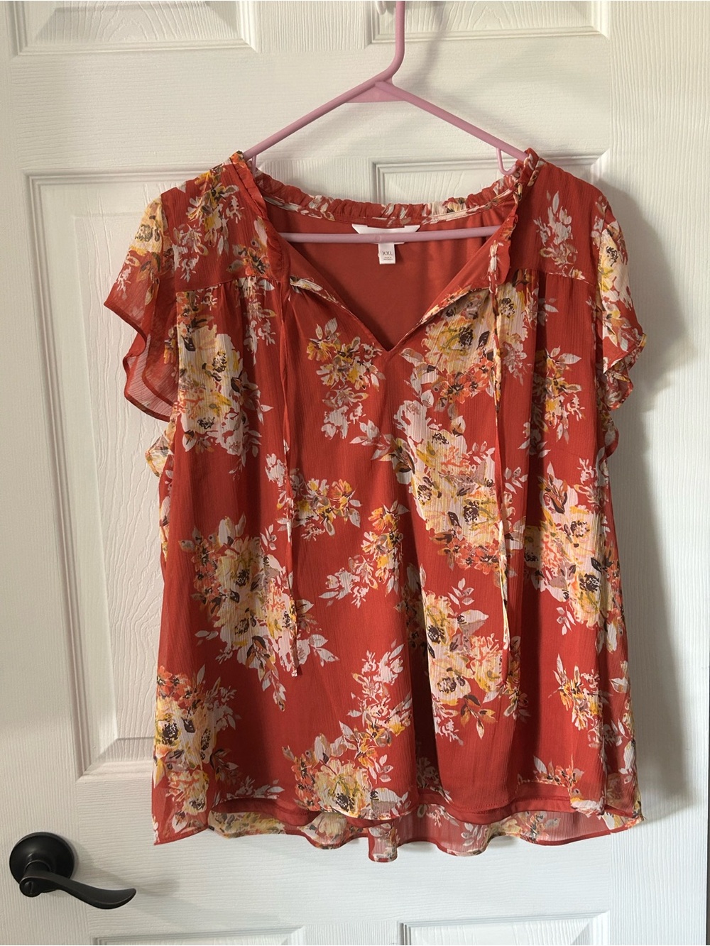 LC Lauren Conrad Floral Rust V-Neck Flutter Sleeve Blouse by Unknown Brand